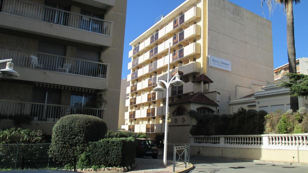Promenade Des Bains Apartment Saint-Raphaël Zimmer foto